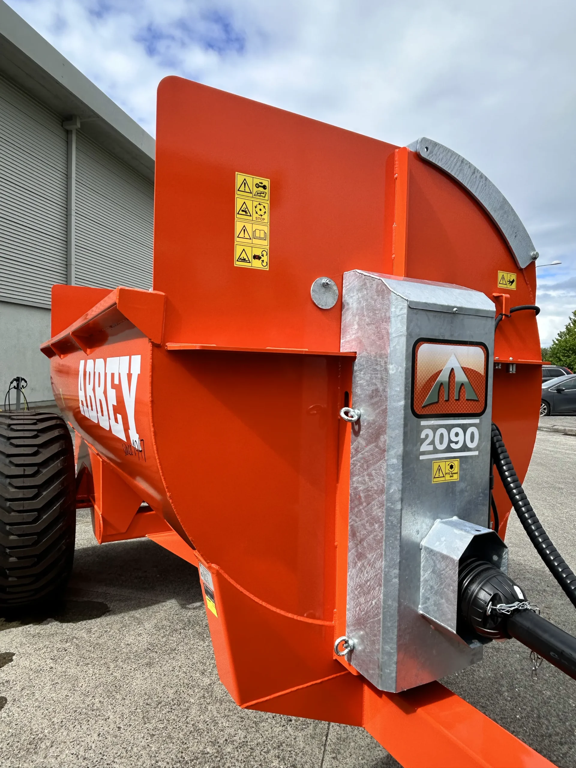 Abbey Machinery Flail Side Spreader close-up front