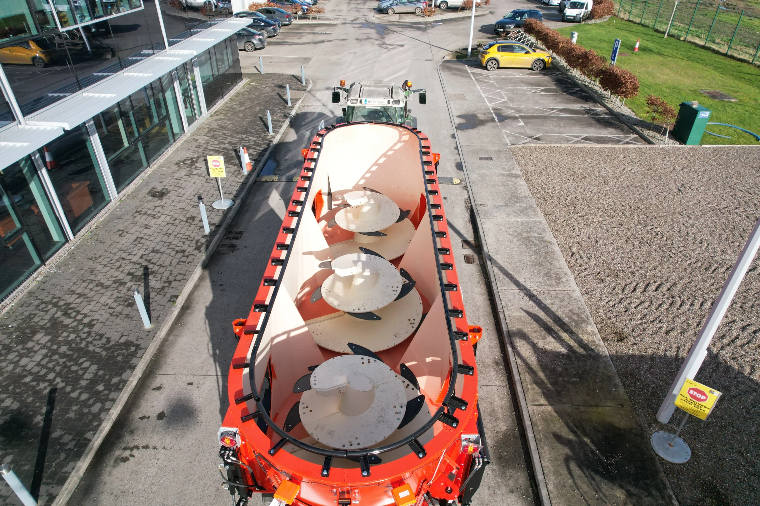 Abbey Machinery Tri-Auger Diet Feeder overhead view