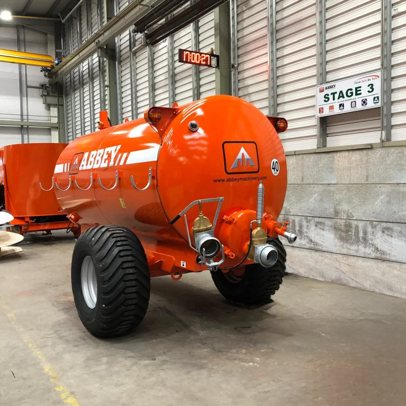 Abbey Machinery Super Sprung Drawbar Tanker rear view