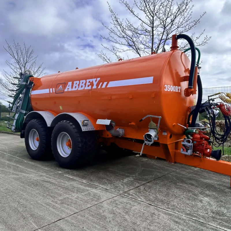 Abbey Machinery Tandem Tanker 3500RT Side View